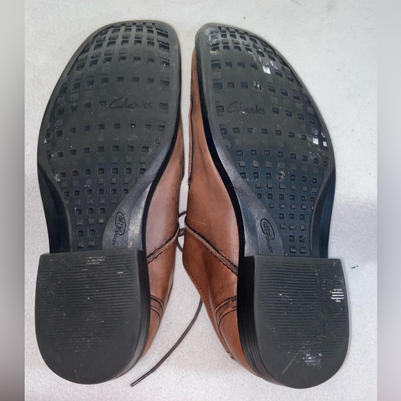 Clarks Men’s 11 Brown Leather Square Toe Lace Up Dress Shoes Comfort Oxford - Picture 4 of 11